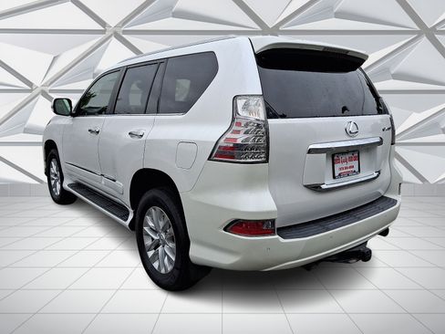 Used 2017 Lexus GX 460 AWD/4WD image 7