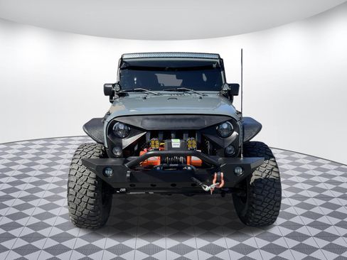 Used 2014 Jeep Wrangler Unlimited Rubicon w/ Connectivity Group AWD/4WD image 5