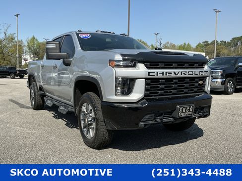 Used 2021 Chevrolet Silverado 2500 Custom w/ Custom Value Package image 7
