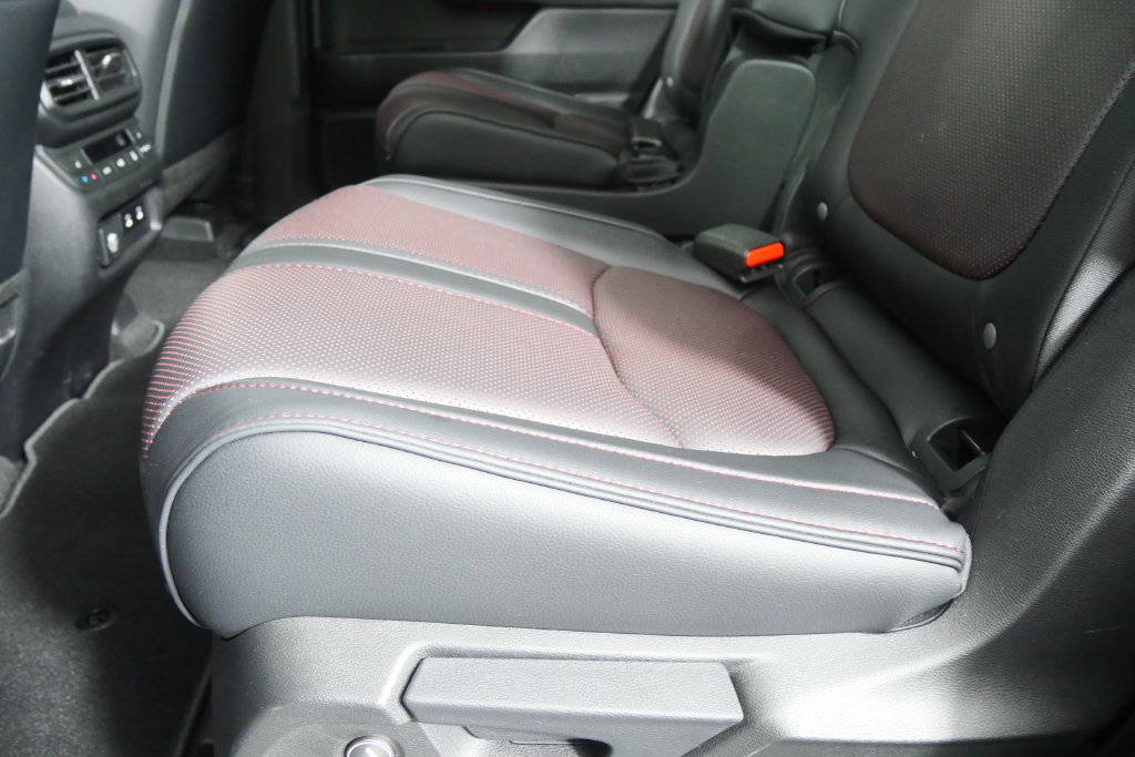Used 2026 Honda Pilot Black Edition image 15