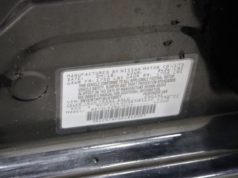 Used 2019 Nissan Versa S Plus image 19