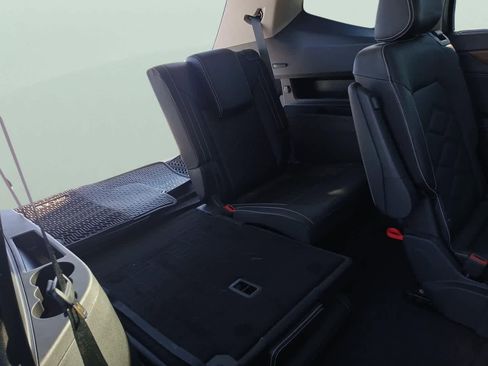 Used 2024 Volkswagen Atlas SE image 42