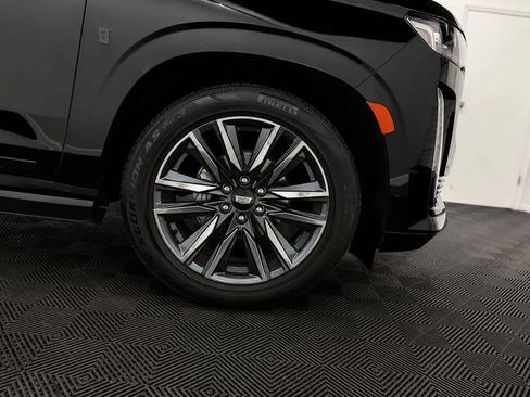 Used 2021 Cadillac Escalade Sport w/ Driver Assist Tech Package AWD/4WD image 21