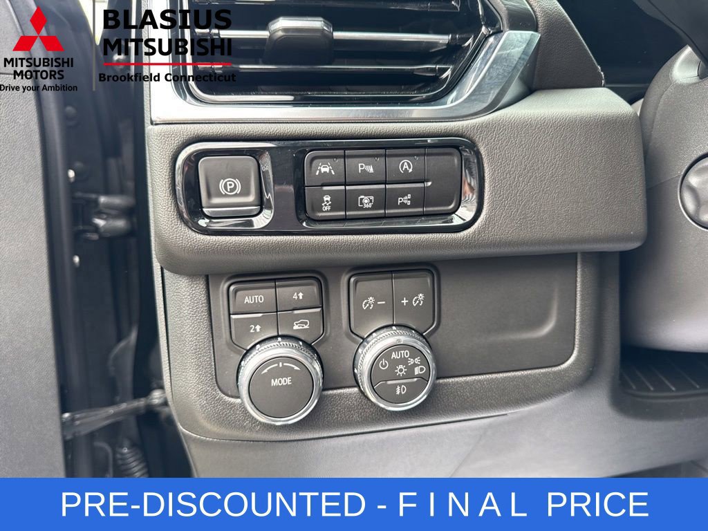 Used 2026 GMC Yukon Denali w/ Sun & Power Step Package AWD/4WD image 24