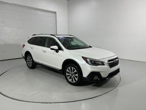 Used 2019 Subaru Outback 3.6R Touring w/ Protection Package #1 image 2