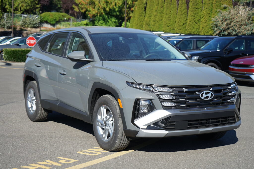 New 2026 Hyundai Tucson SE FWD image 3
