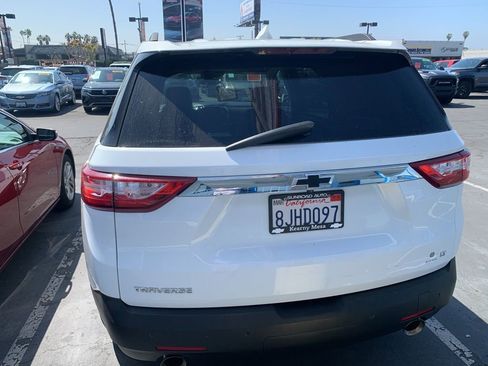 Used 2019 Chevrolet Traverse LT image 7