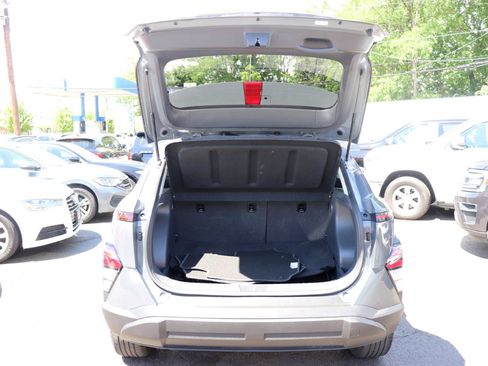 Used 2025 Hyundai Kona SEL AWD/4WD image 49