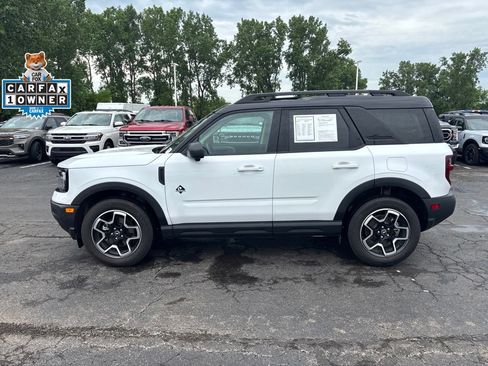 Used 2025 Ford Bronco Sport Outer Banks w/ Outer Banks Tech Package+ AWD/4WD image 2