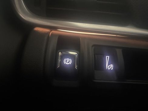 Used 2017 Cadillac XTS Luxury w/ Driver Awareness Package image 28