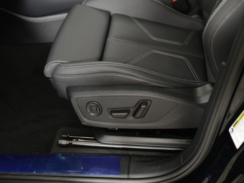 New 2025 Audi Q3 2.0T Premium w/ Convenience Package image 25