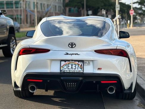 Used 2024 Toyota Supra image 4