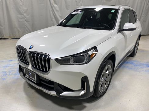 Certified 2025 BMW X1 xDrive28i w/ Convenience Package image 1