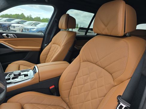 New 2026 BMW X5 sDrive40i w/ M Sport Package RWD image 17