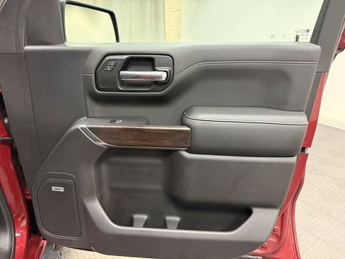 Used 2019 GMC Sierra 1500 SLT w/ SLT Premium Plus Package image 17