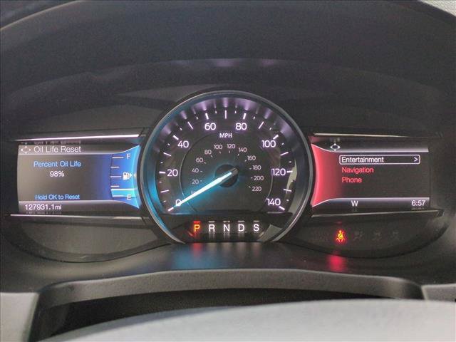 Used 2018 Ford Explorer XLT w/ Equipment Group 202A AWD/4WD image 11