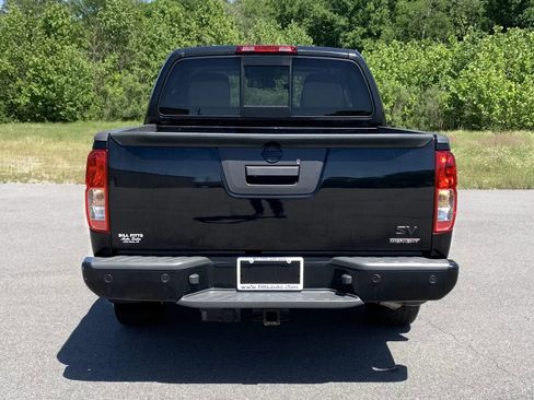 Used 2020 Nissan Frontier SV w/ Midnight Edition Floor Mats RWD image 6
