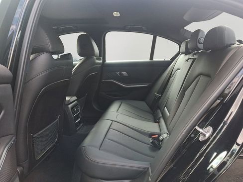 Certified 2023 BMW 330i xDrive Sedan w/ Convenience Package image 8