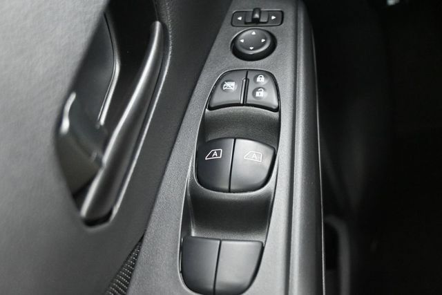 Used 2025 Nissan Kicks Play S FWD image 16