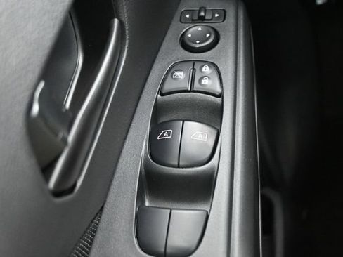 Used 2025 Nissan Kicks Play S FWD image 16