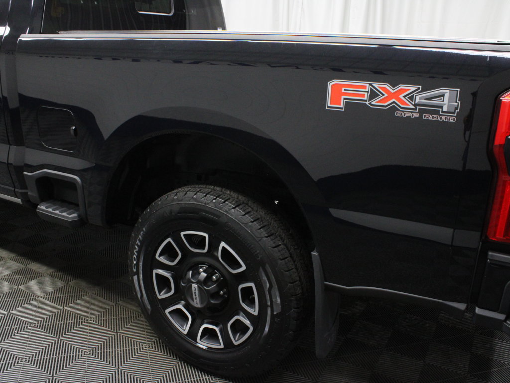 Used 2024 Ford F250 Platinum w/ FX4 Off-Road Package AWD/4WD image 57