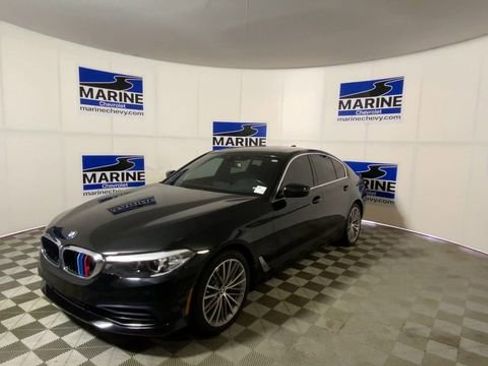 Used 2019 BMW 530i xDrive w/ Convenience Package AWD/4WD image 6