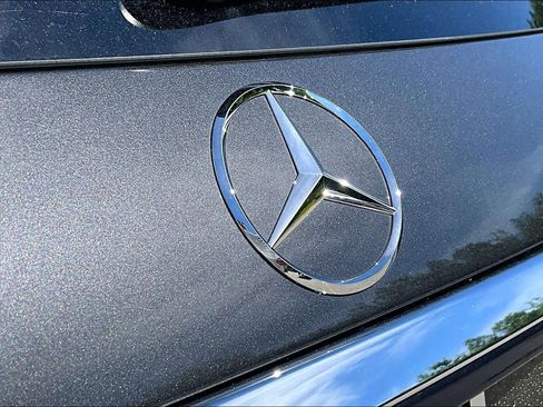 Used 2024 Mercedes-Benz GLC 300 4MATIC image 33