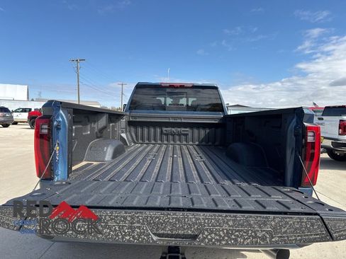 New 2026 GMC Sierra 3500 Denali Ultimate AWD/4WD image 9