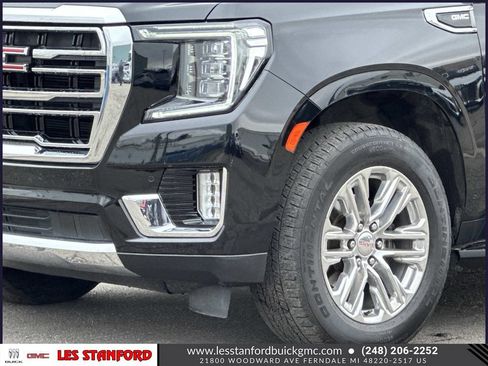 Used 2023 GMC Yukon XL SLT AWD/4WD image 9