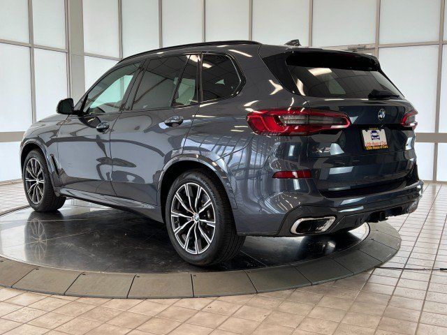 Used 2019 BMW X5 xDrive40i w/ M Sport Package AWD/4WD image 5