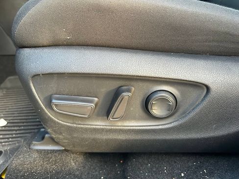 Certified 2025 Toyota RAV4 XLE FWD image 17