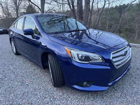 Used 2017 Subaru Legacy 2.5i Premium image 4