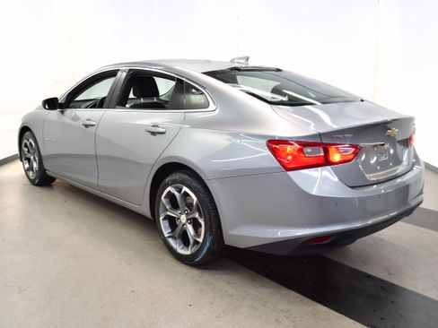 Used 2024 Chevrolet Malibu LT FWD image 5