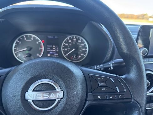 Used 2024 Nissan Sentra S image 10