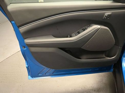 Certified 2025 Ford Mustang Mach-E Select w/ Comfort Package Lite AWD/4WD image 18