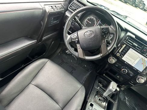 Certified 2022 Toyota 4Runner TRD Off-Road Premium image 24
