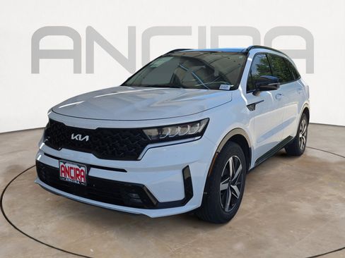 Certified 2023 Kia Sorento EX w/ Panoramic Sunroof Package FWD image 4
