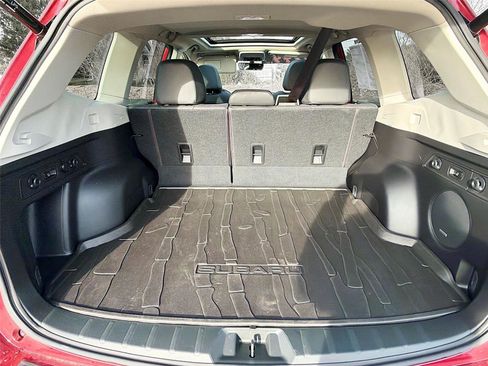 Used 2021 Subaru Forester Touring image 27