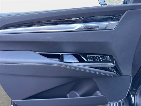 New 2025 Cadillac Escalade Sport w/ Touring Package image 16