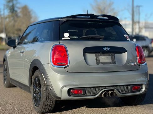 Used 2015 MINI Cooper S image 3