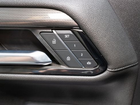 Used 2024 GMC Sierra 2500 AT4 w/ AT4 Premium Plus Package image 16