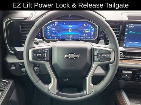 Used 2024 Chevrolet Silverado 1500 LT Trail Boss w/ LPO, Dark Essentials Package AWD/4WD image 37