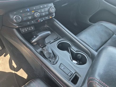 Used 2021 Dodge Durango R/T w/ Technology Group AWD/4WD image 15