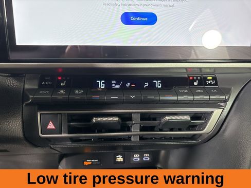 Used 2025 Toyota Camry XSE image 19