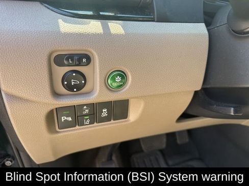 Used 2020 Honda Pilot Touring image 19