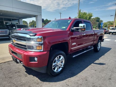 Used 2018 Chevrolet Silverado 2500 High Country w/ Duramax Plus Package image 4