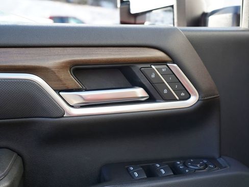 Used 2025 Chevrolet Silverado 3500 High Country w/ High Country Premium Package image 20