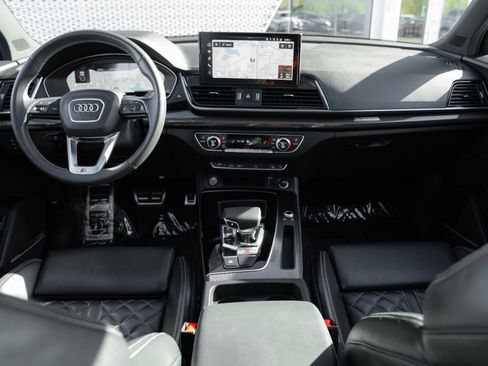 Certified 2023 Audi SQ5 Premium Plus w/ Premium Plus Package AWD/4WD image 8