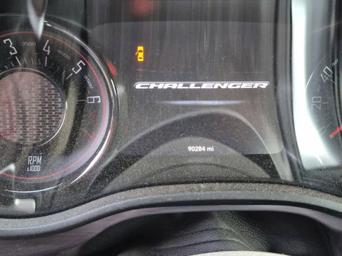 Used 2018 Dodge Challenger GT w/ GT Interior Package image 6