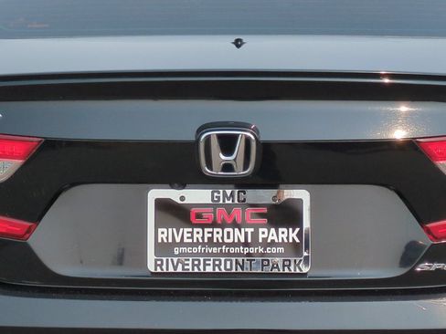 Used 2018 Honda Accord Sport image 49